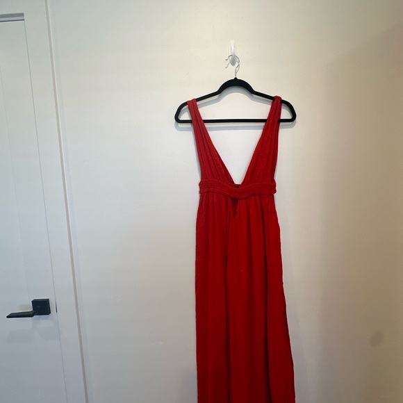 INDAH ANJELI MAXI DRESS - Picture 7 of 9